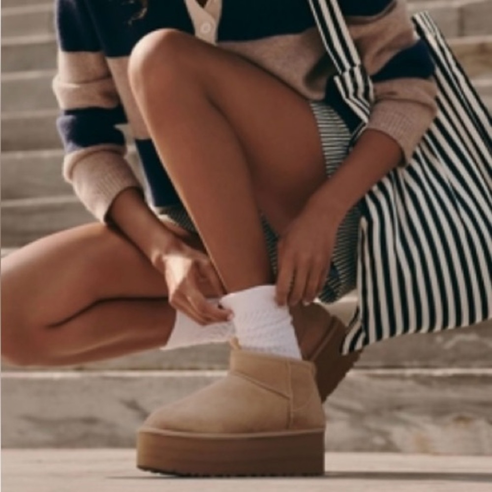 UGG Classic Ultra Mini Platform Boots